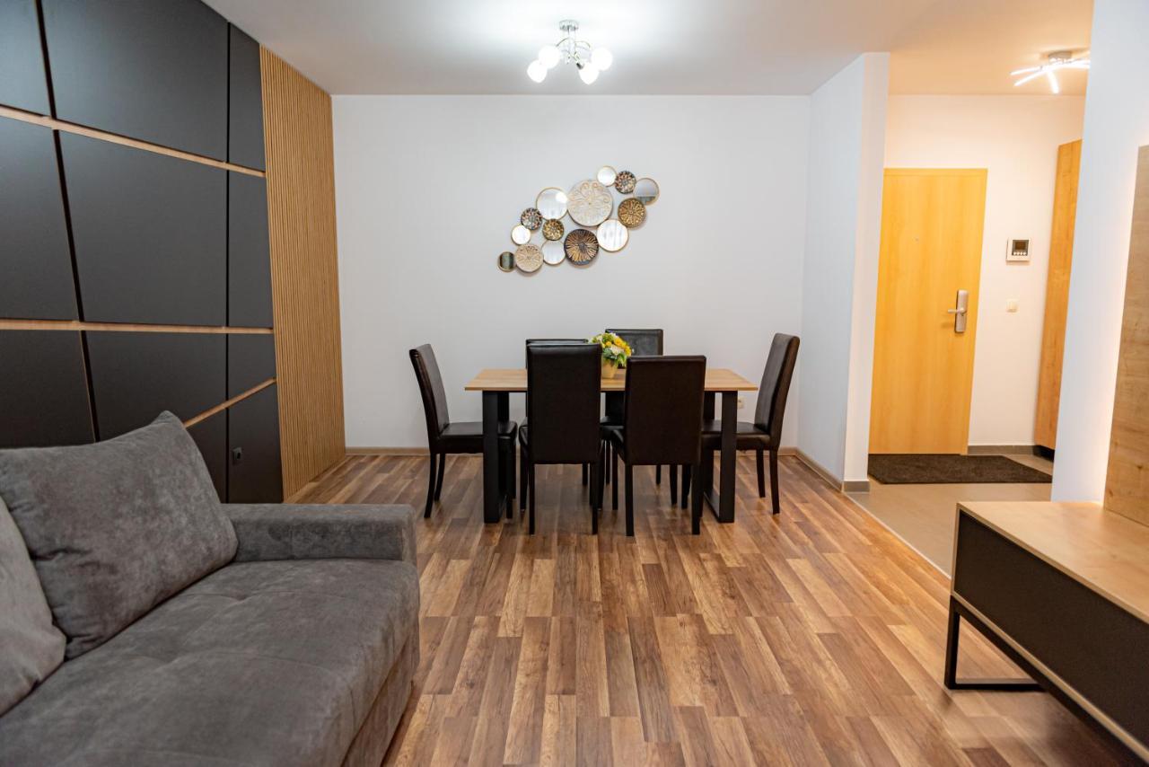Pastel Apartments Brasov Exterior photo